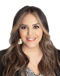 ZairaGonzalez_Headshot